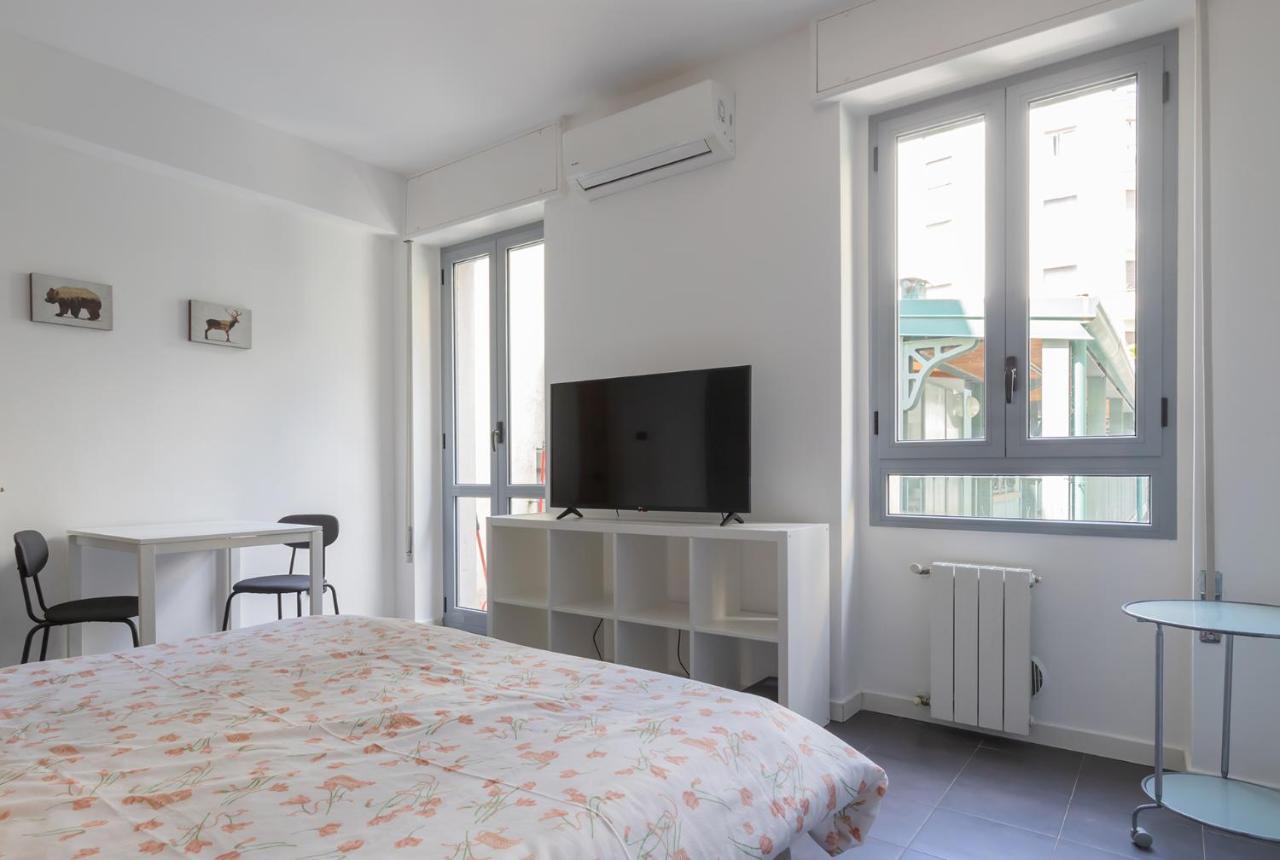 Apartamento 20Mins From Duomo - Renovated Apt Near City Center Milán Exterior foto